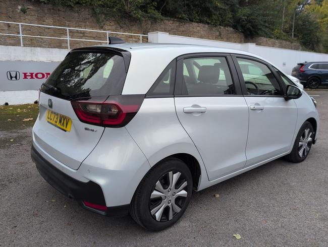 Honda Jazz Photo 28c4f9f3-c131-490f-814f-ddcef329b31c.jpg