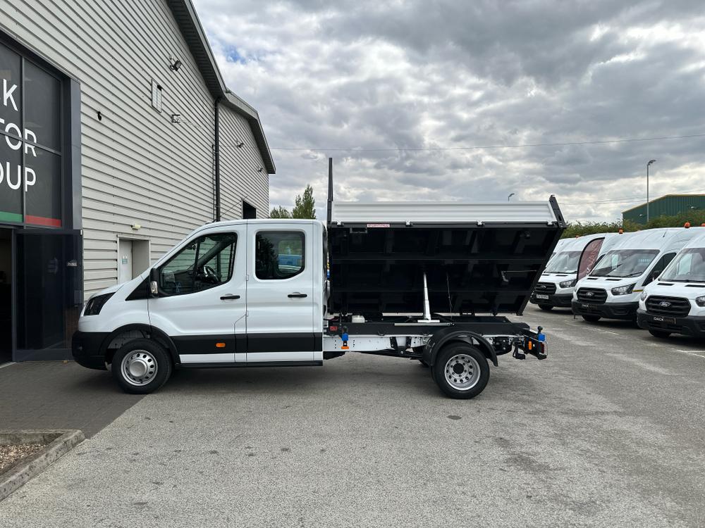Ford Transit Photo 28d3b968-b92b-4564-9c79-b821f83ecbe0.jpg