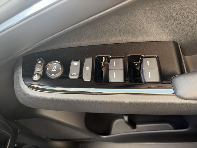 Honda HR-V Photo 28db1bce-5638-47b2-a359-88045b7f4dbc.jpg