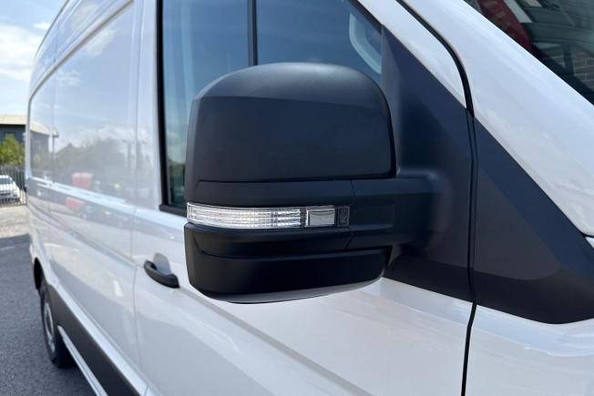 VOLKSWAGEN Crafter Photo 20