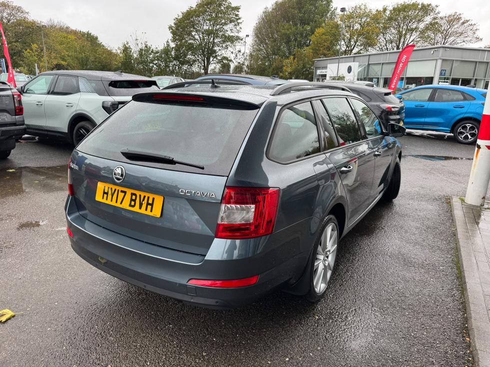 Skoda Octavia Photo 28e679c5-0883-4cd7-b8fd-c5310f50ee59.jpeg
