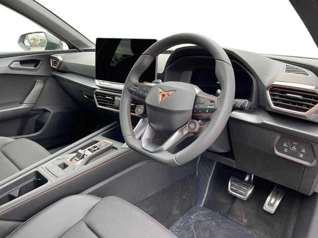 CUPRA Leon Photo 6
