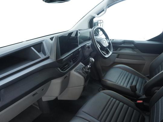 Ford Transit Custom Photo 28f7e47d-1cb8-4886-ba16-5aa71aefa7a1.jpg