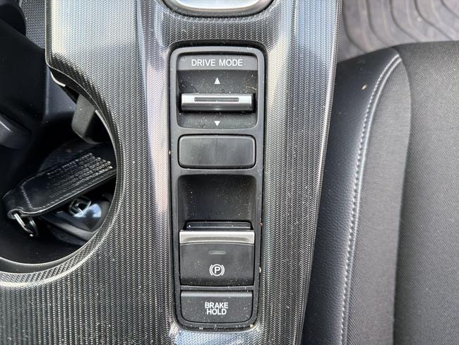 Honda Civic Photo 290342fb-f4e9-49d0-b08c-954fb0fe165c.jpg