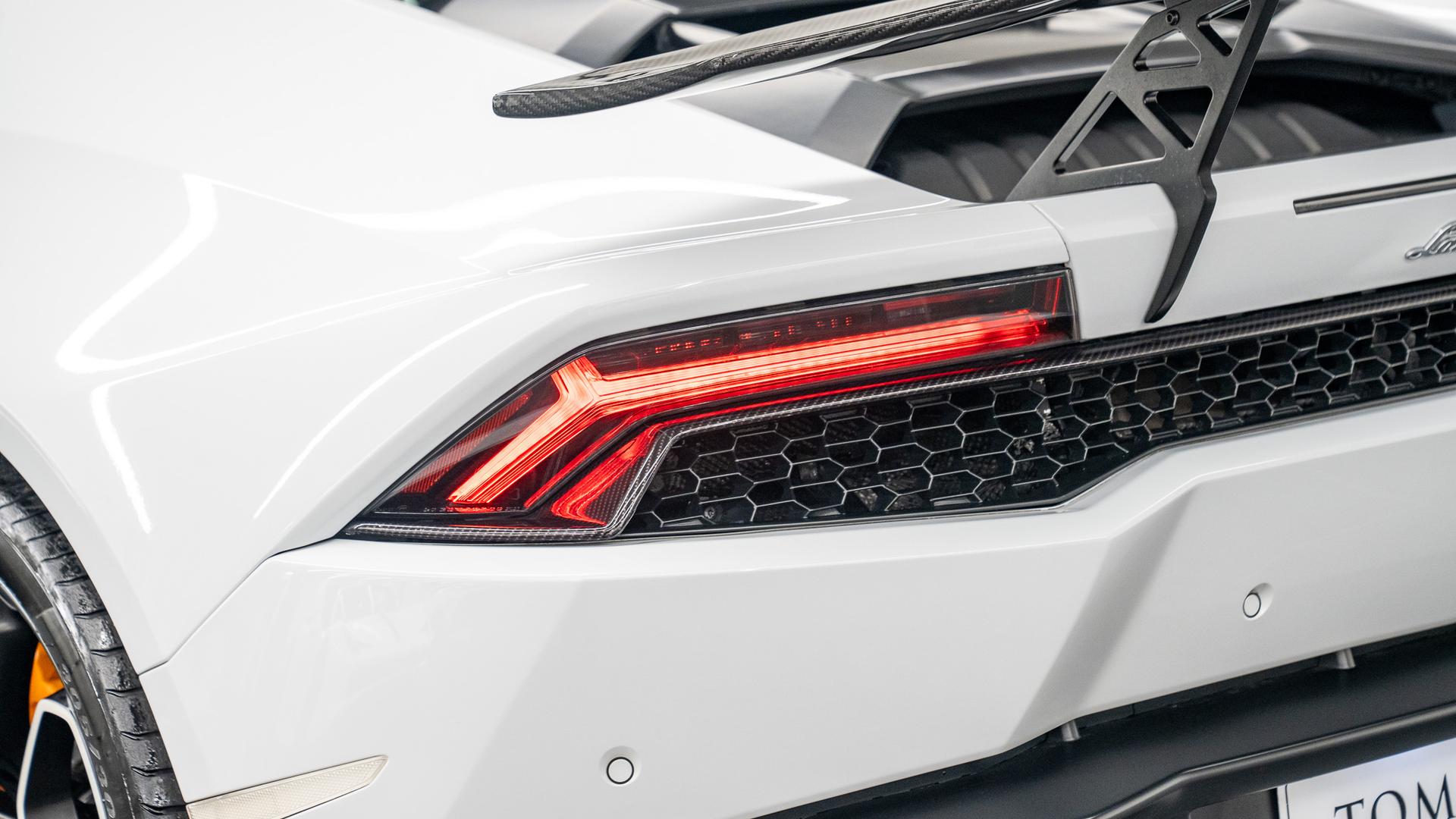 LAMBORGHINI Huracan Photo 2913aa27-5423-4245-873b-36f88fb052e2.jpg