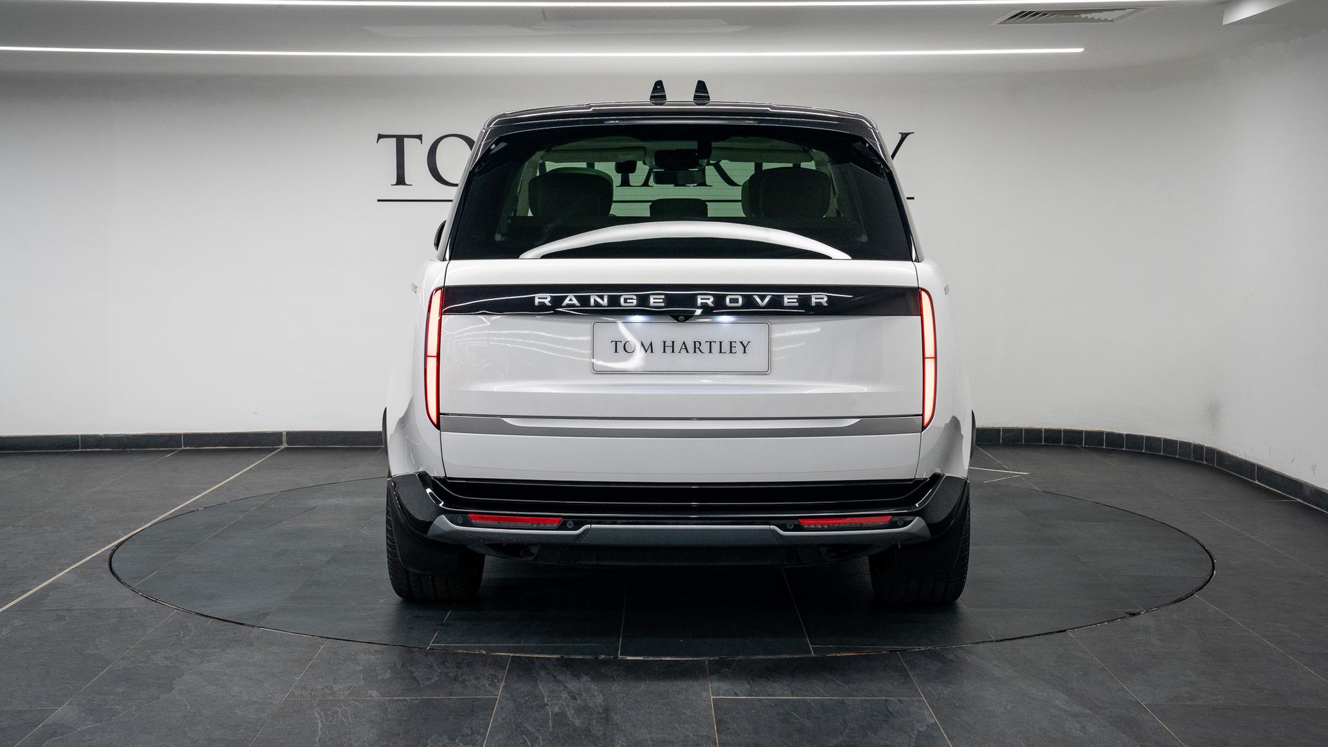 Land Rover Range Rover Photo 2915a040-88a2-4117-aee6-0e24591843ba.jpg