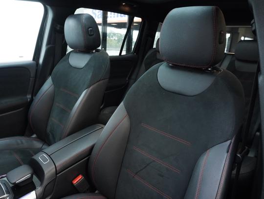 Mercedes-Benz GLB Photo 291ebe43-731e-4cdf-8958-2dfc6deeebc0.jpg
