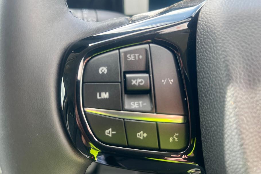 Used Ford TRANSIT CUSTOM NEWCUSTOM10 8