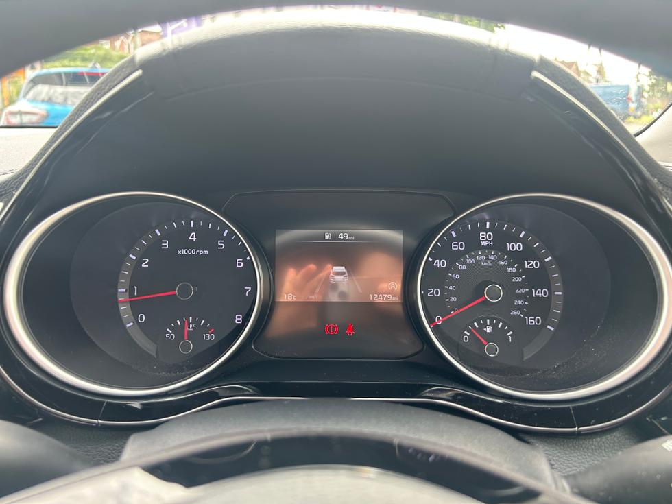 Kia XCeed Photo 2943edca-b1f4-4d92-9a4e-a39f7a693d30.jpeg
