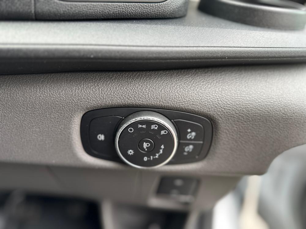 Ford Transit Photo 294c117a-5067-49cd-817e-2cc45e980c49.jpg