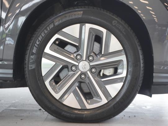 Hyundai KONA Photo 294e0060-afdc-4361-91b1-904cb75dc142.jpg