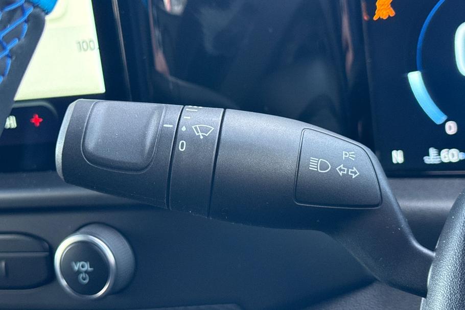 Used Ford TRANSIT CUSTOM L1DCIVMSRT9 26