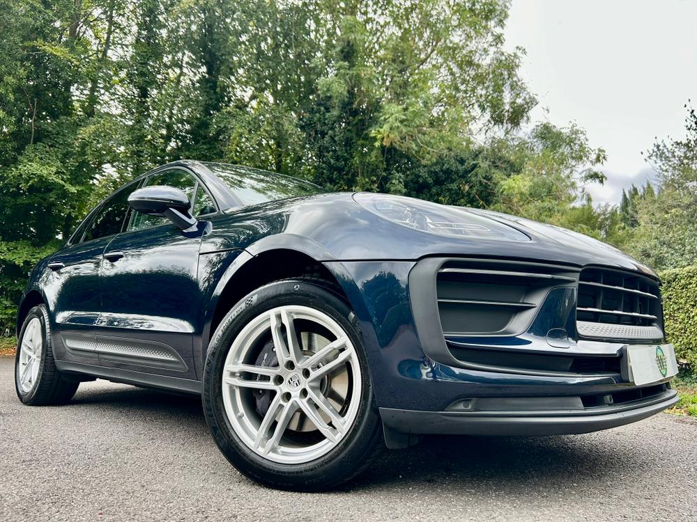 Used Porsche Macan YJ72ASM 24