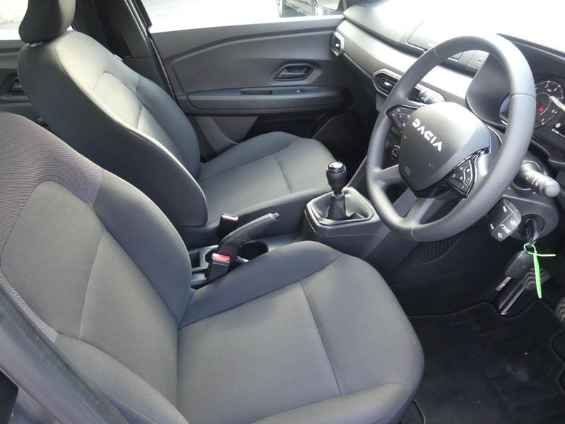 Dacia Jogger Photo 29737971-8e97-425f-a94d-183af8ca8ae4.jpg