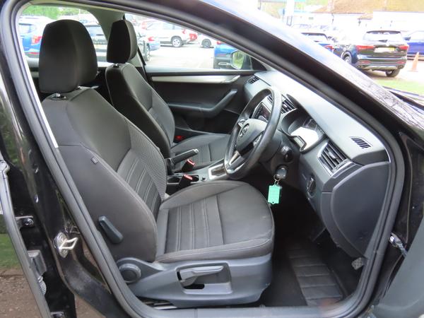 Used Skoda Octavia GJ20VYT 17