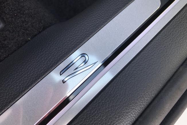 VOLKSWAGEN Tiguan Photo 31