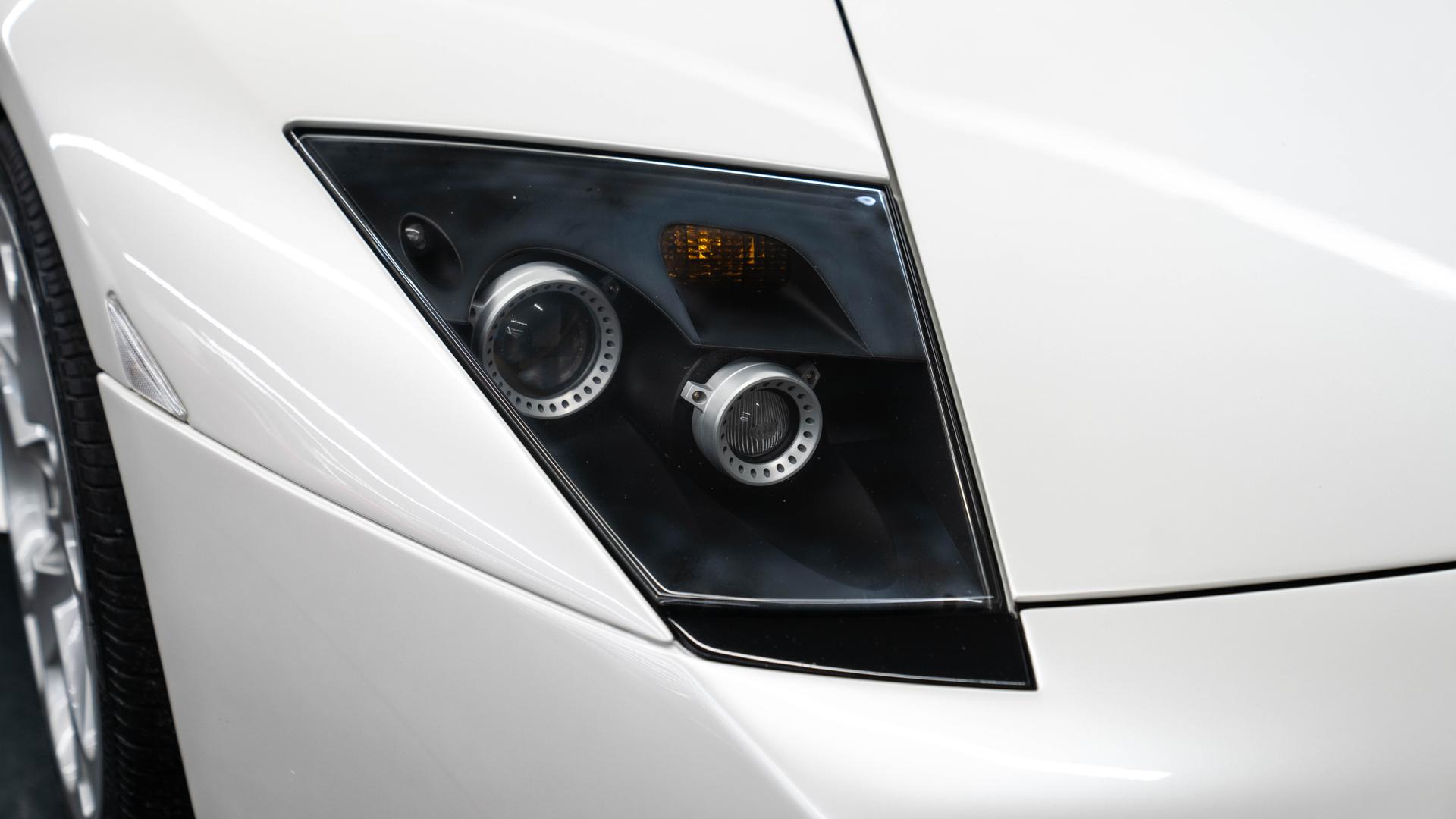 LAMBORGHINI Murcielago Photo 29b35690-d620-4174-a684-46c4768d1fb6.jpg