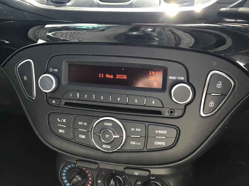 Vauxhall Corsa Photo 29ba0fb5-c7a0-46a2-aa1b-23f4f3a24a3b.jpg