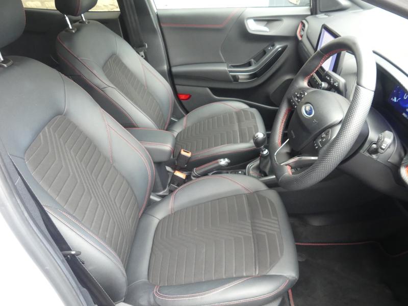 Ford Puma Photo 29c5ca36-c8bf-40f6-83ba-764b24f9d31e.jpg