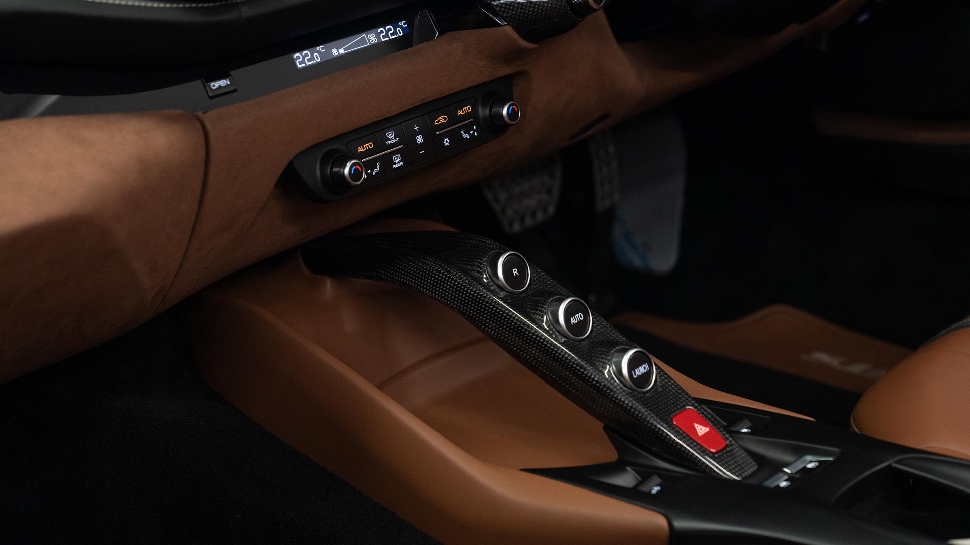 Ferrari 812 Photo 29fae787-428c-43d0-8379-fdbd81cfc6b7.jpg