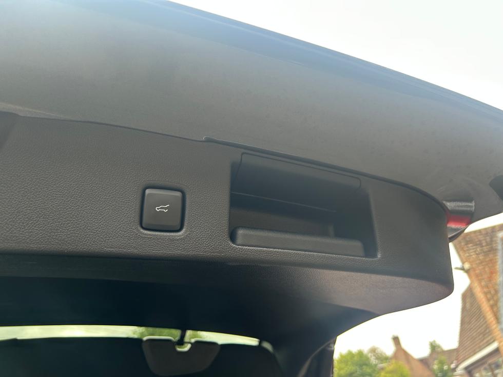 Ford Kuga Photo 2a02c8ae-8246-481f-8538-ec5511108dcc.jpeg