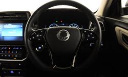 SsangYong TIVOLI Photo 8