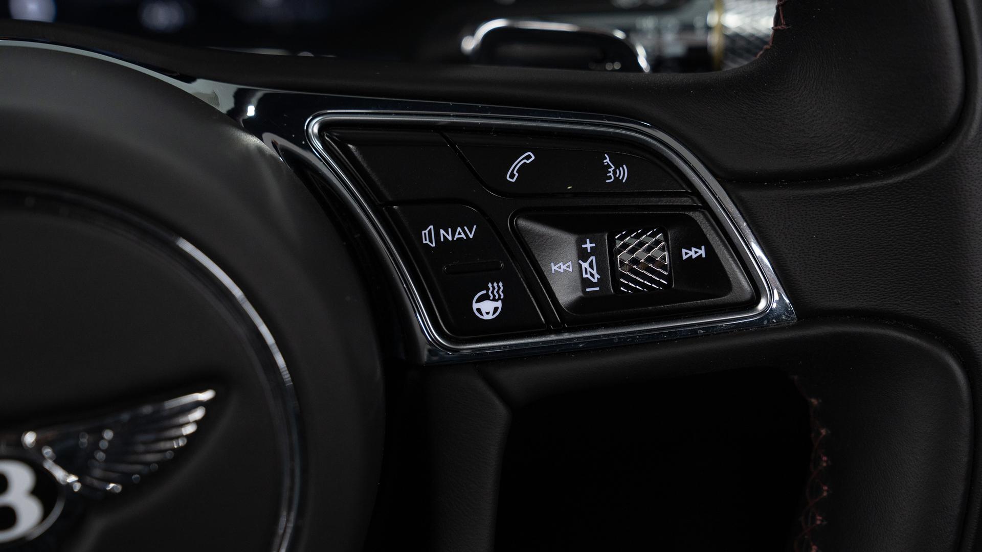 Bentley Continental Photo 2a1d1f3d-d4eb-4897-b611-f1e491d47bc0.jpg