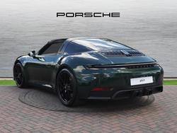 PORSCHE 911 Photo 2