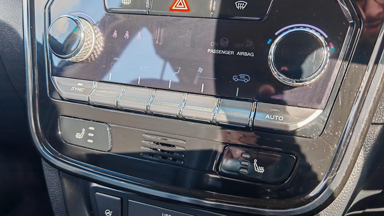 Used SsangYong Tivoli SJ22HVP 34