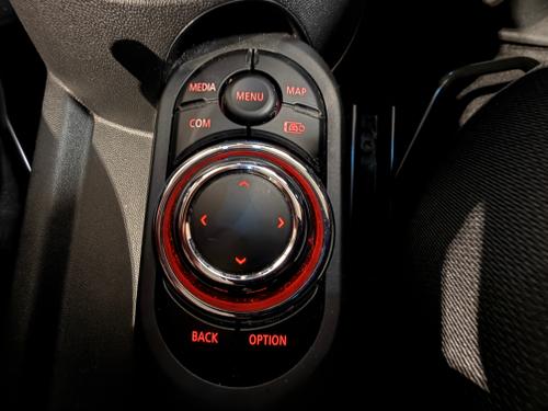 MINI Hatch Photo 2a4854ba-1b05-4e3f-9785-310ef52bfb99.jpeg