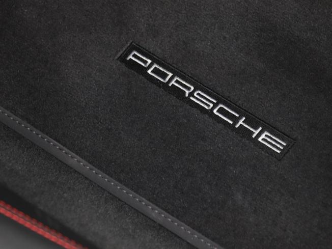 PORSCHE 911 Photo 46