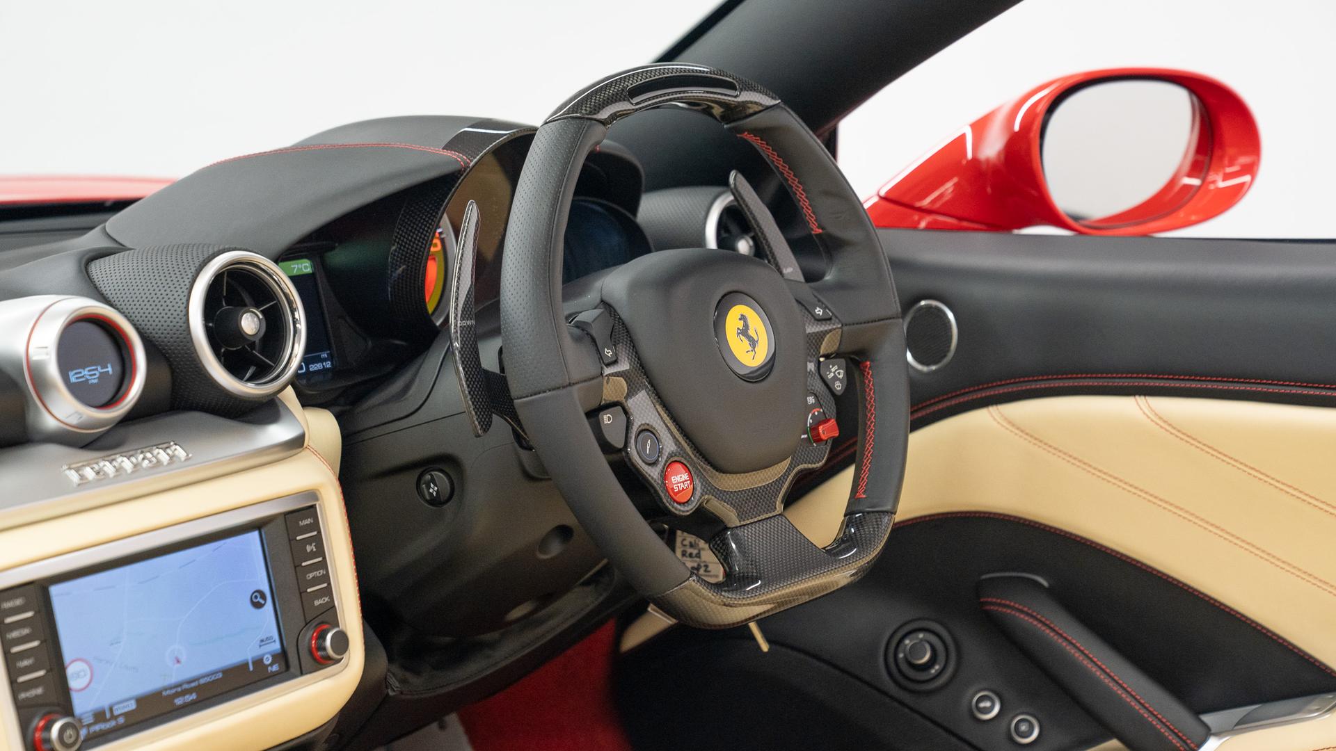 Ferrari California Photo 2a6549ea-66e4-49a8-a54e-ae233662b57f.jpg