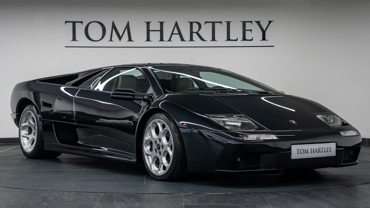 Used 2000 LAMBORGHINI Diablo VT 6.0 Nero Pegaso at Tom Hartley