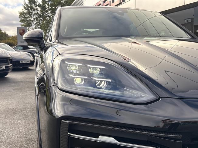 PORSCHE Cayenne Photo 21