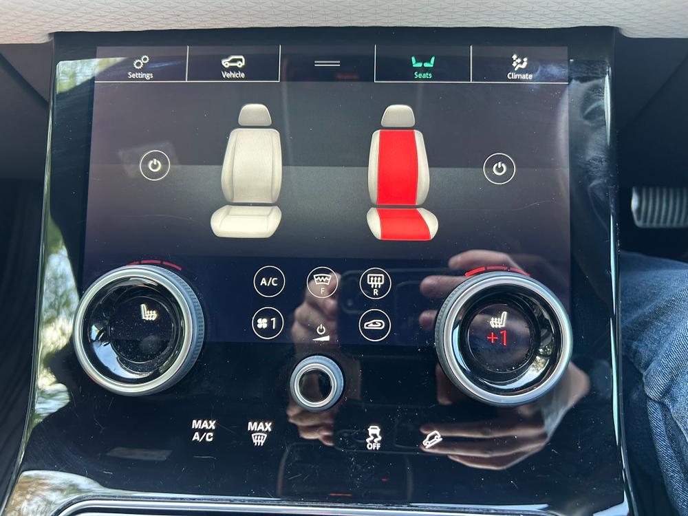 Used Land Rover Range Rover Velar SY70JUV 32