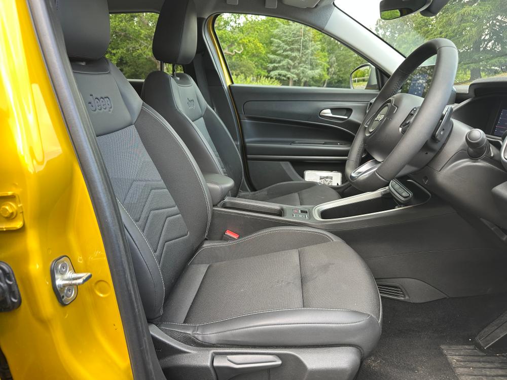 Used Jeep Avenger WP25DSY 18