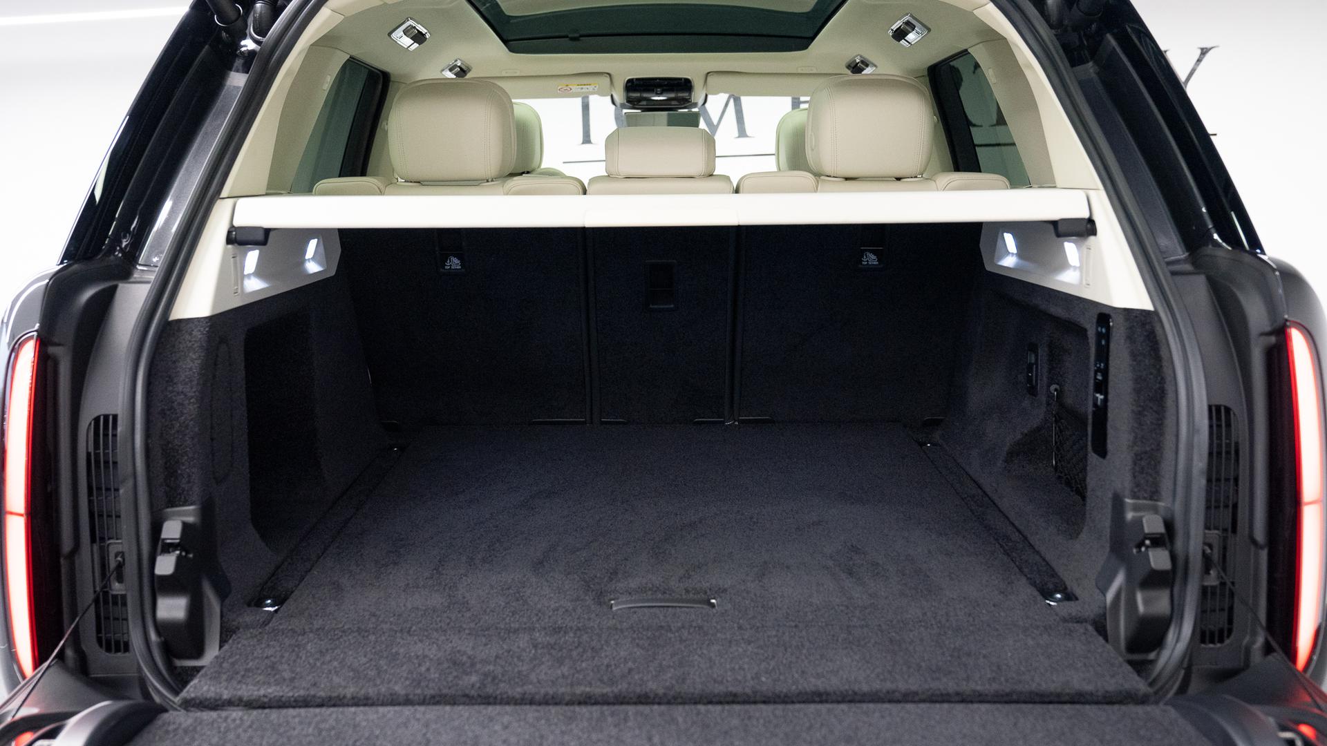 Land Rover RANGE ROVER Photo 2a9663c5-d21b-46b0-9737-d2f5ba07aef5.jpg