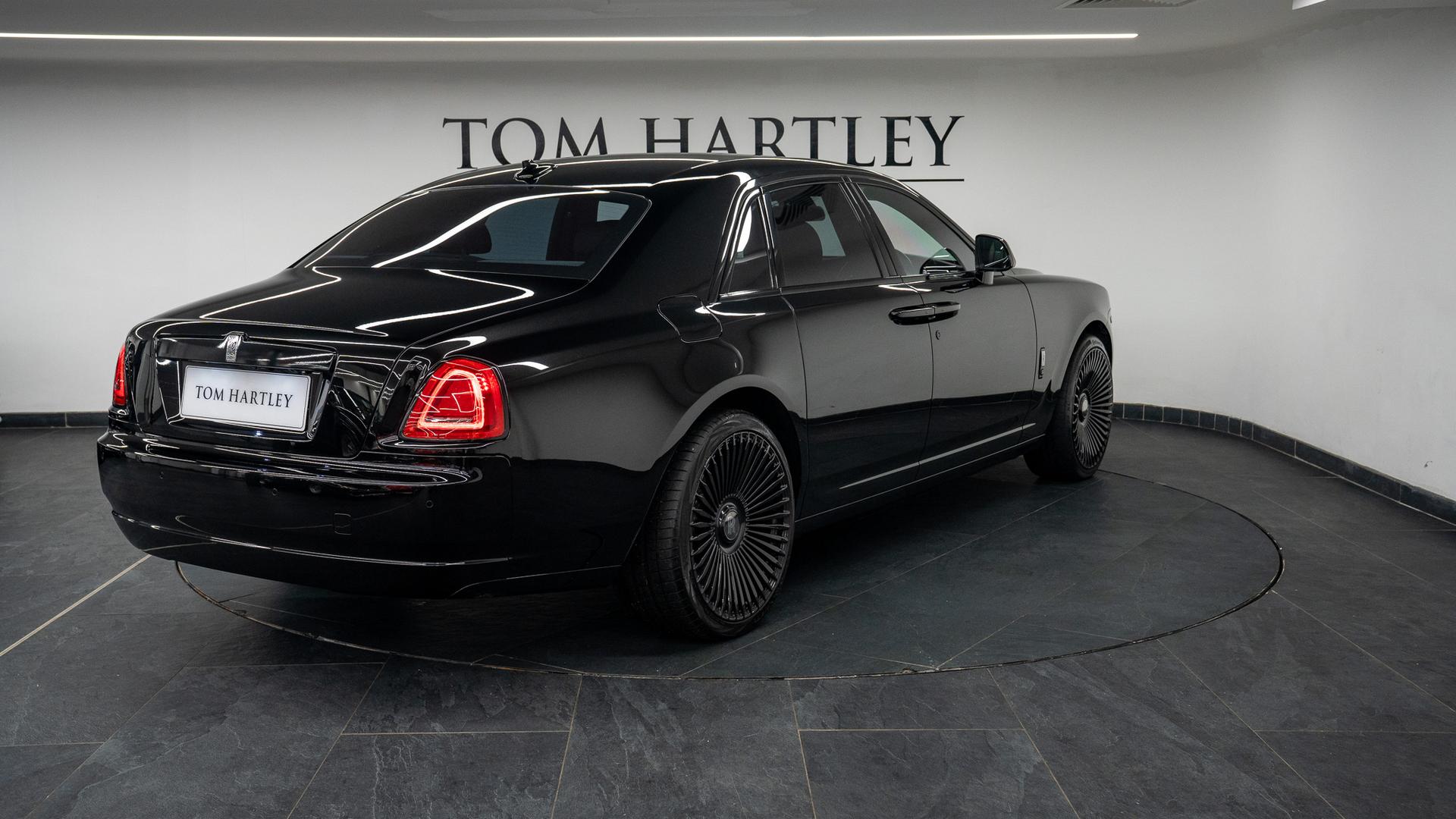 Rolls-Royce Ghost Photo 2a97027b-c491-43ff-a312-dd3250910e2e.jpg