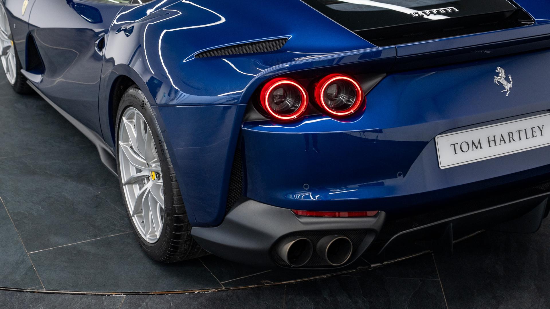 Ferrari 812 Photo 2a97a904-e870-487a-9076-98f650aa2d6c.jpg