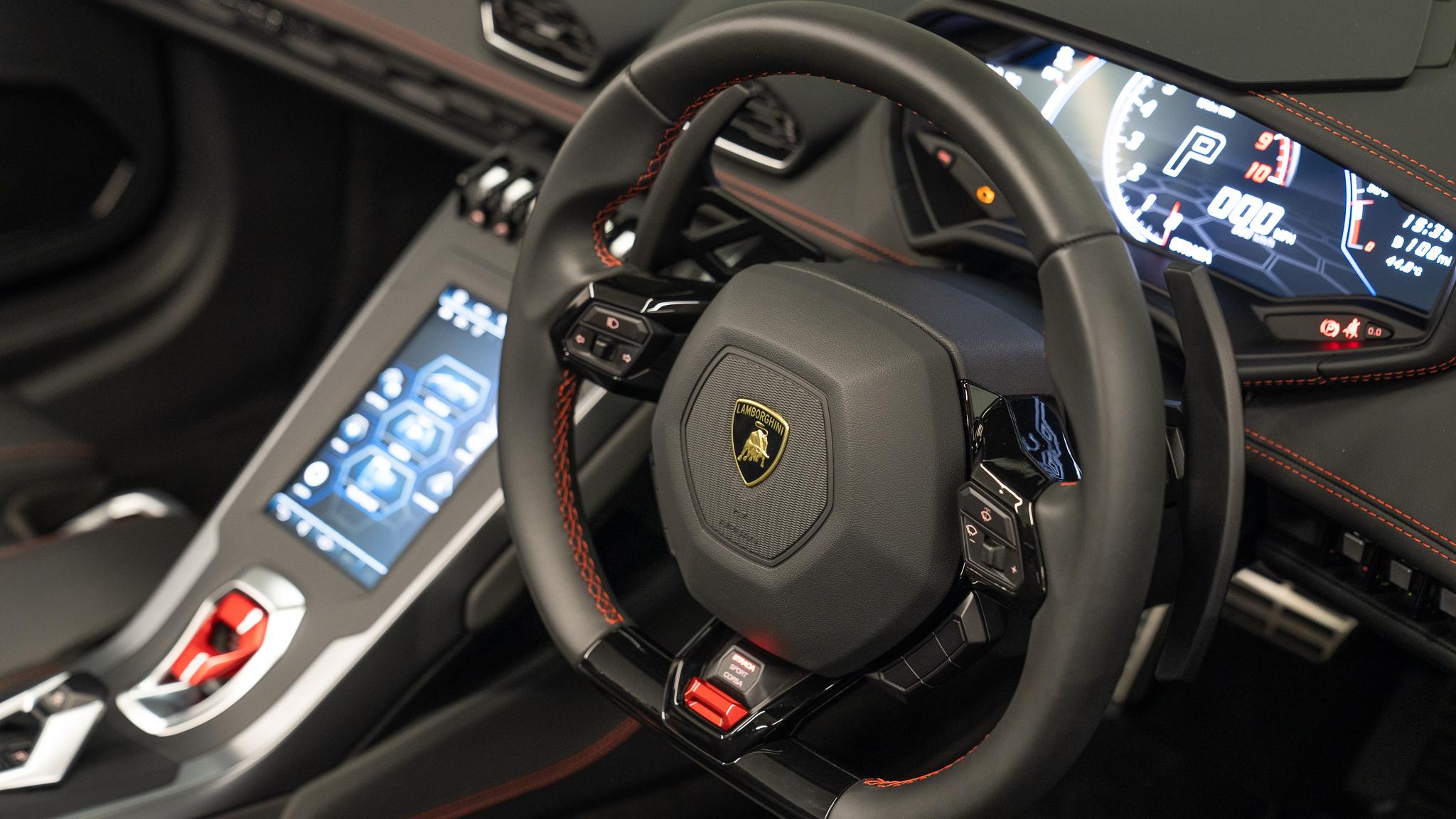 Used 2021 Lamborghini Huracan EVO RWD LP610-2 Spyder £234,950 2,000 miles  Nero Helene | Tom Hartley