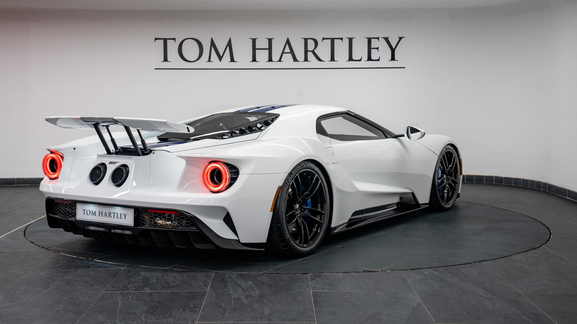 Ford GT Photo 2abd8359-2282-4d80-bfb3-cd3be7d00259.jpg