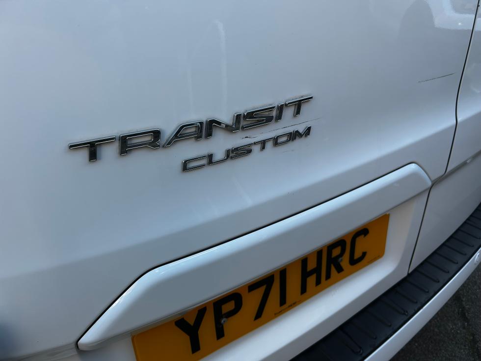 Ford Transit Custom Photo 2abefda4-2a3c-4b39-91e0-24d7b44c1b88.jpg