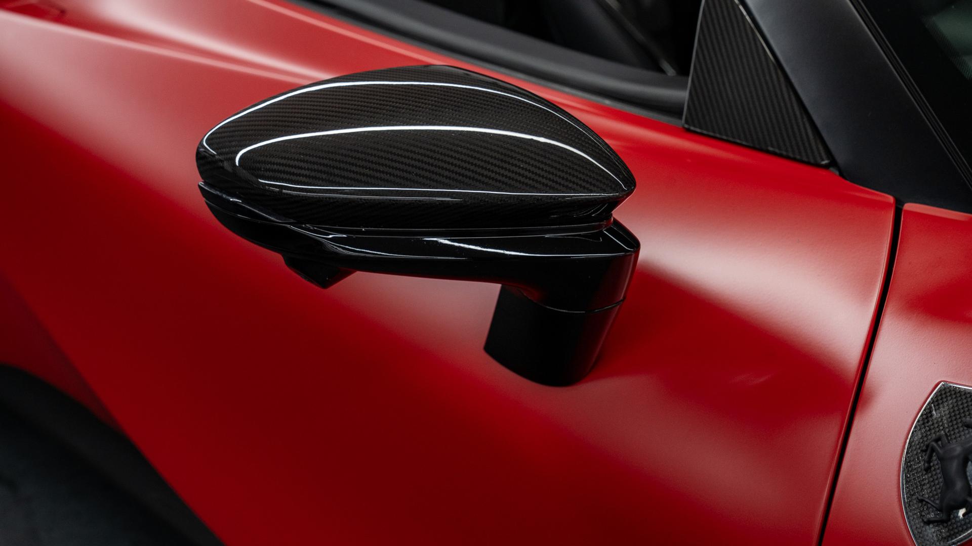 Ferrari SF90 Spider Photo 2ac0ee92-1b47-4d14-b97f-596746b5d9b8.jpg