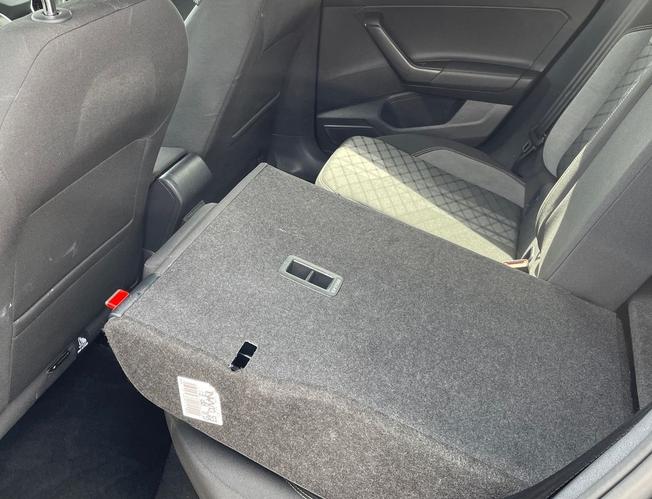 VOLKSWAGEN Taigo Photo 27