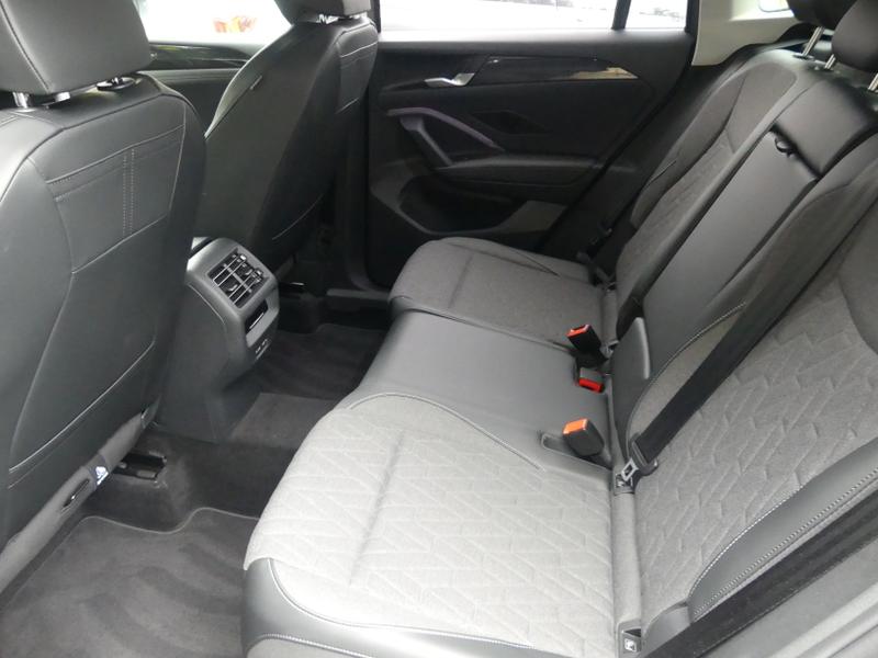 Volkswagen Tiguan Photo 2ad60287-e204-4b75-b4e9-b24611aa04d3.jpg