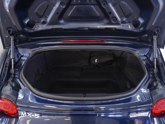 Mazda MX-5 Photo 2afa5080-10d6-4fdd-8a8e-63dfa348204d.jpg