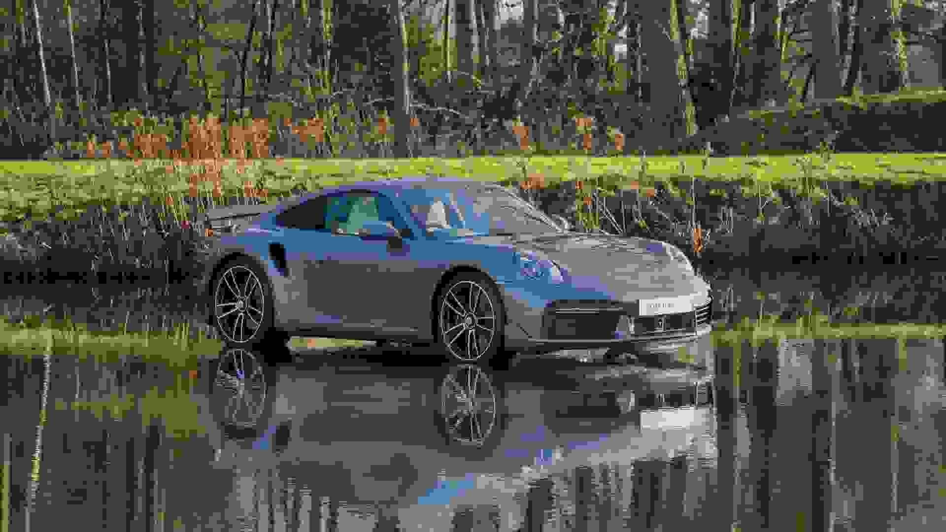 Porsche 911 TURBO S PDK Photo 2afc814a-4a93-43ab-afb9-de8dee089d8f.jpg