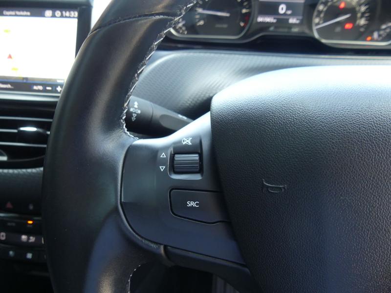 Peugeot 208 Photo 2b066d83-a579-4bdd-af09-91c01d0aca07.jpg