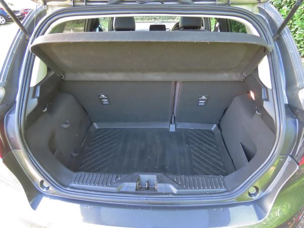 Used Ford Fiesta BJ18LWE 11