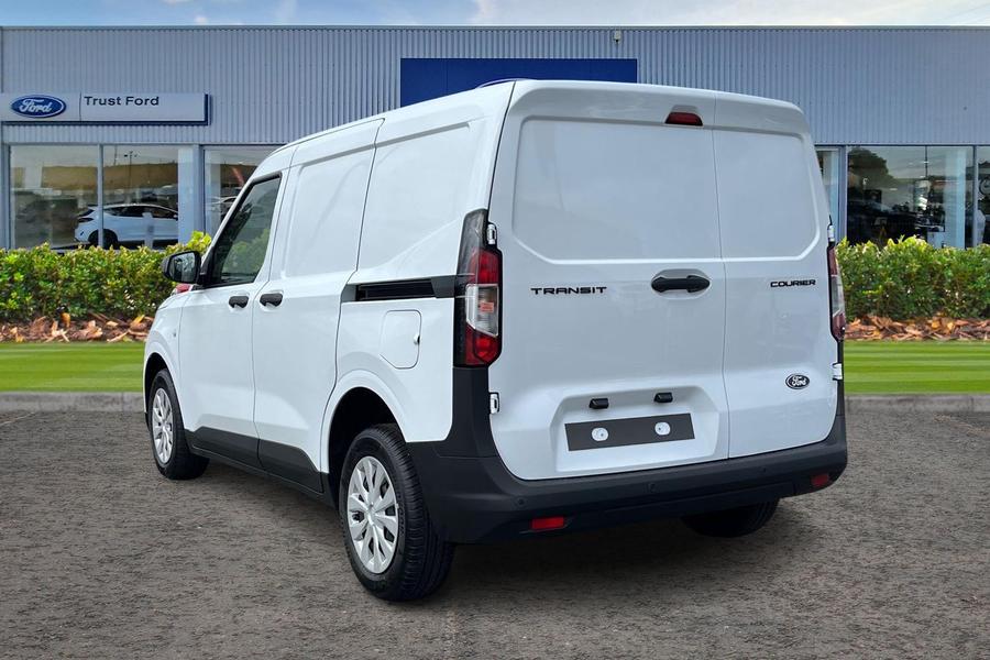 Ford TRANSIT COURIER Photo 2b206ae0-0866-4312-b4c3-d8fa4f3a7199.jpg
